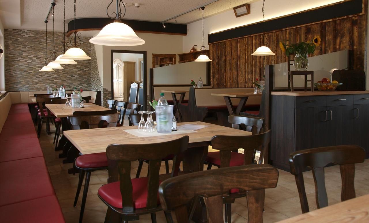 Fraenkischer Hof --- Hotel In Pegnitz --- Schlabecks Fraenkischer Hof מראה חיצוני תמונה